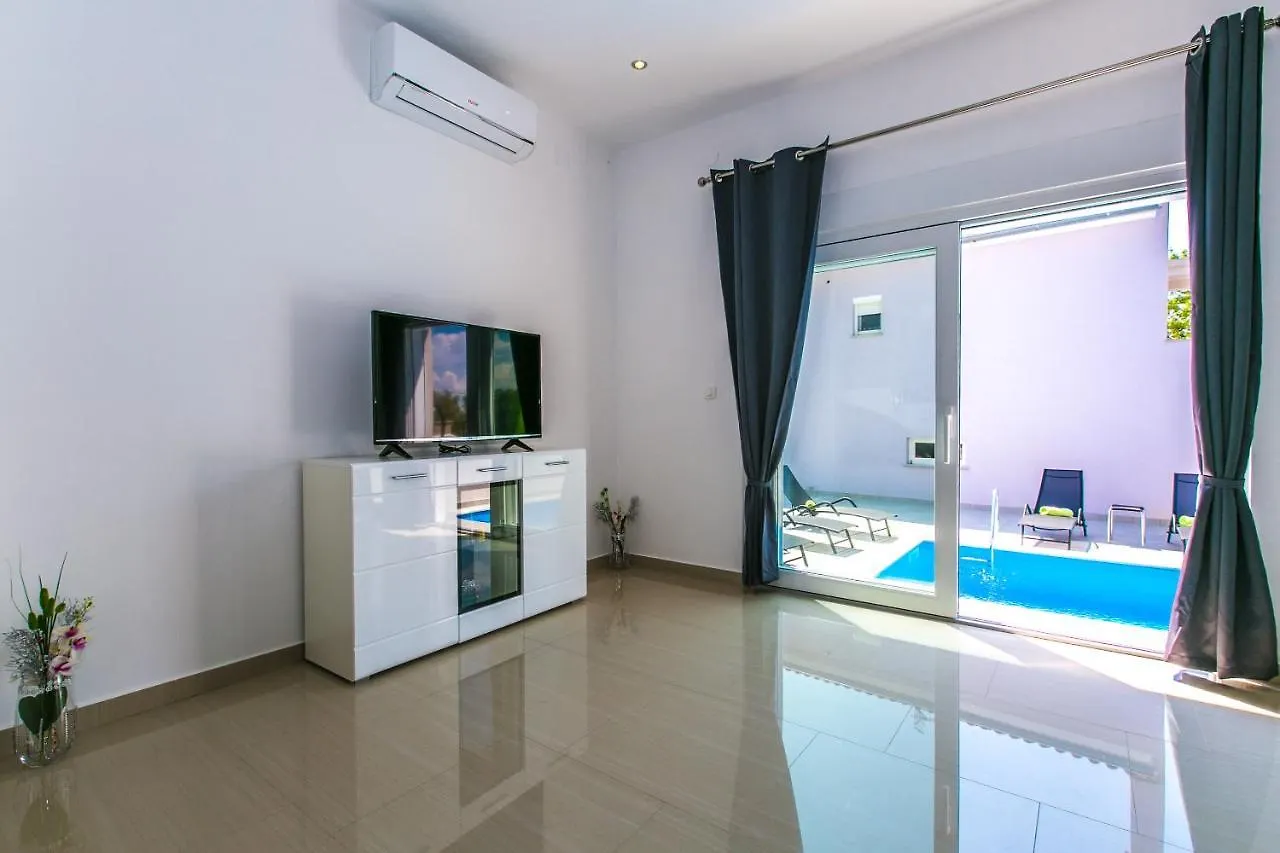 Ferienhaus House Green Vrh